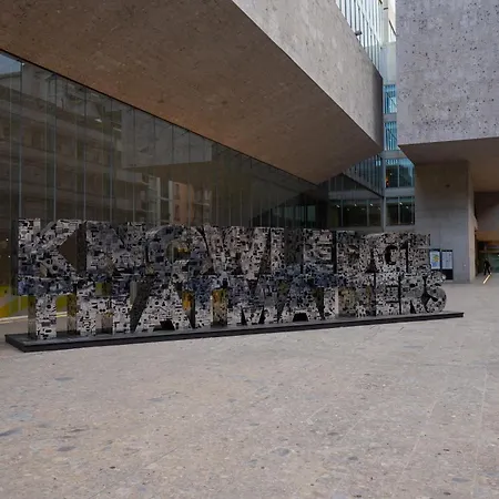 House241 Bocconi Apartamento