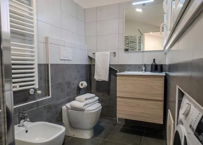 Apartment House241 Bocconi